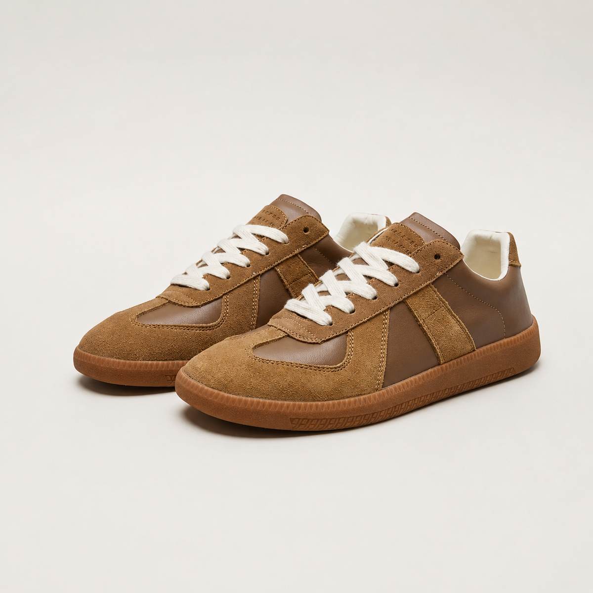 Baskets homme cuir basses à lacets souples