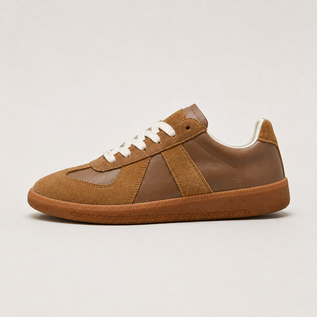 Baskets homme cuir basses à lacets souples