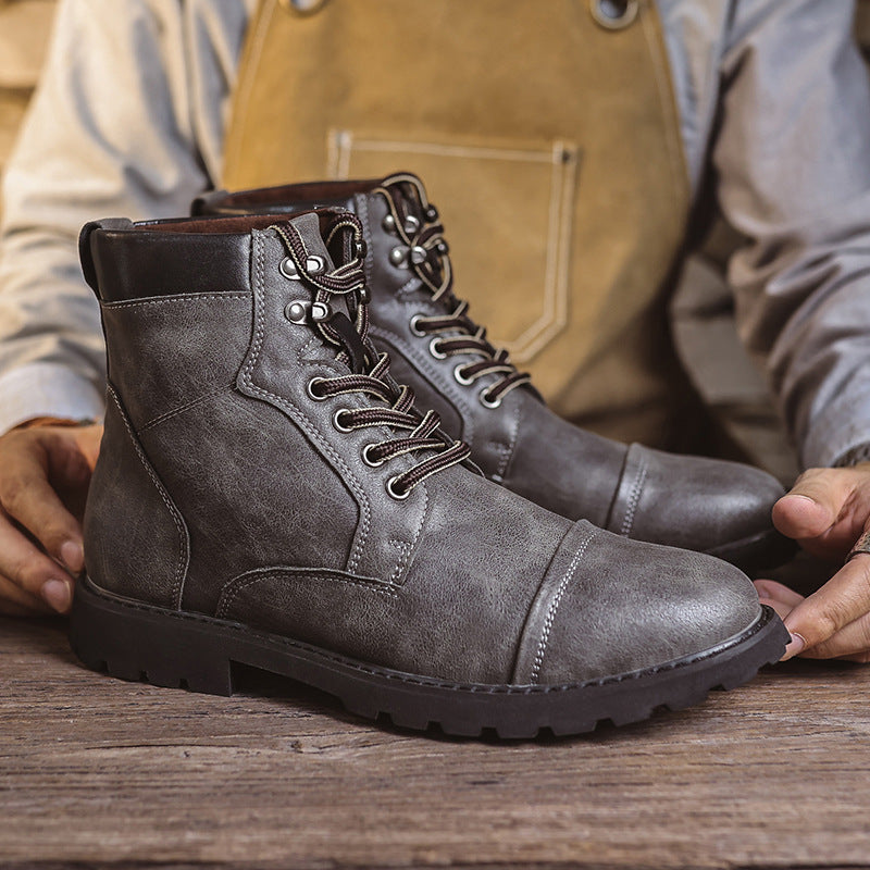 Bottines homme à lacets et semelle crantée
