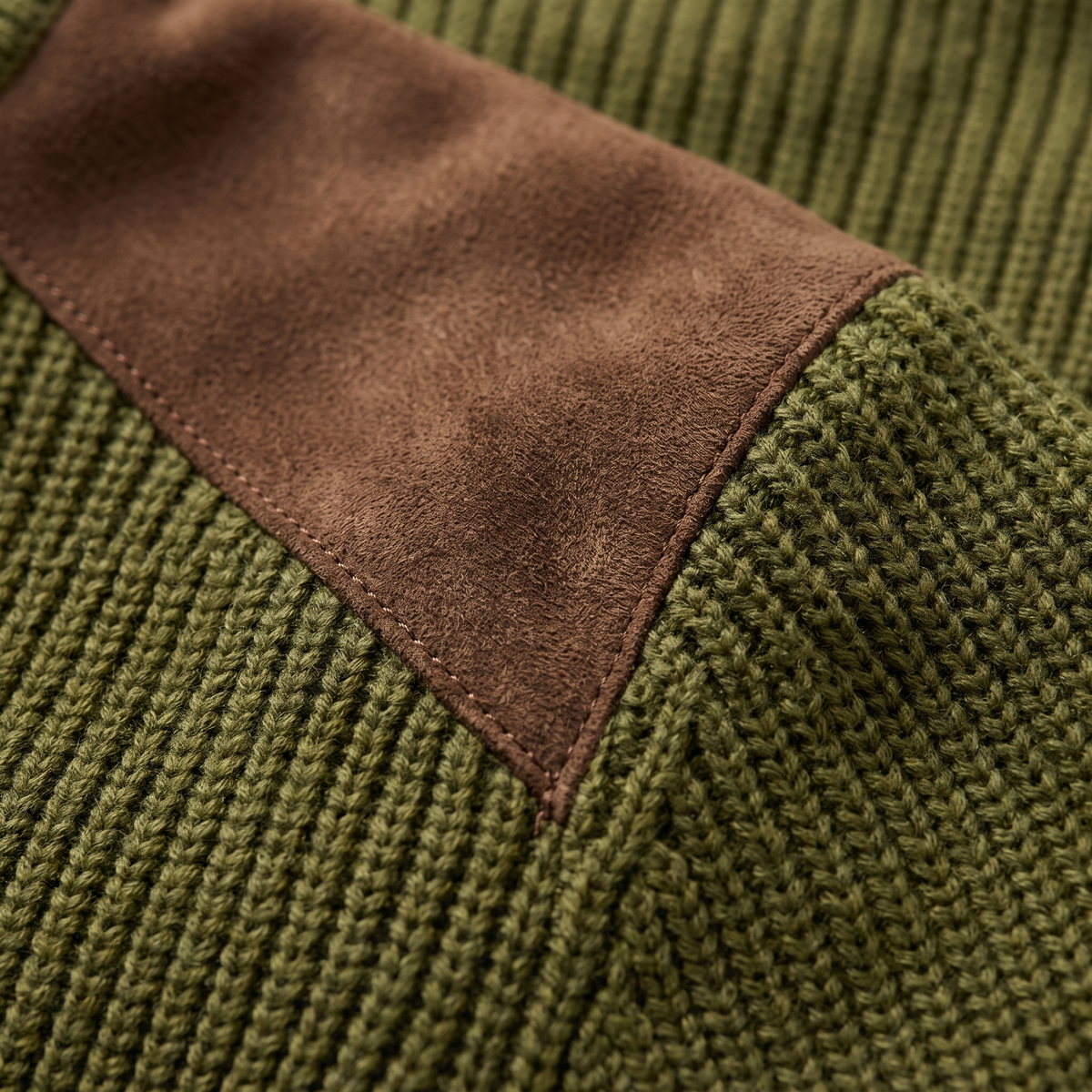Cardigan homme maille col châle à empiècements