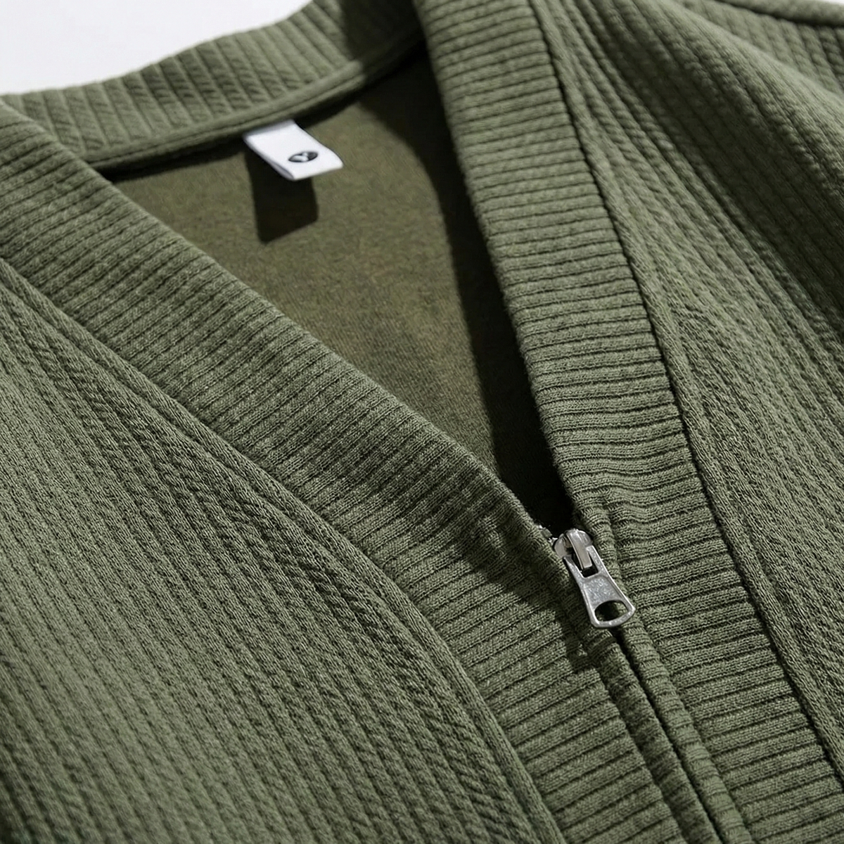 Cardigan homme oversize zippé à poches