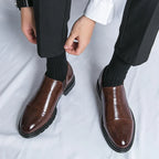 Chaussures homme à enfiler perforées
