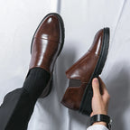 Chaussures homme à enfiler perforées