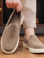 Chaussures homme à enfiler style mocassin