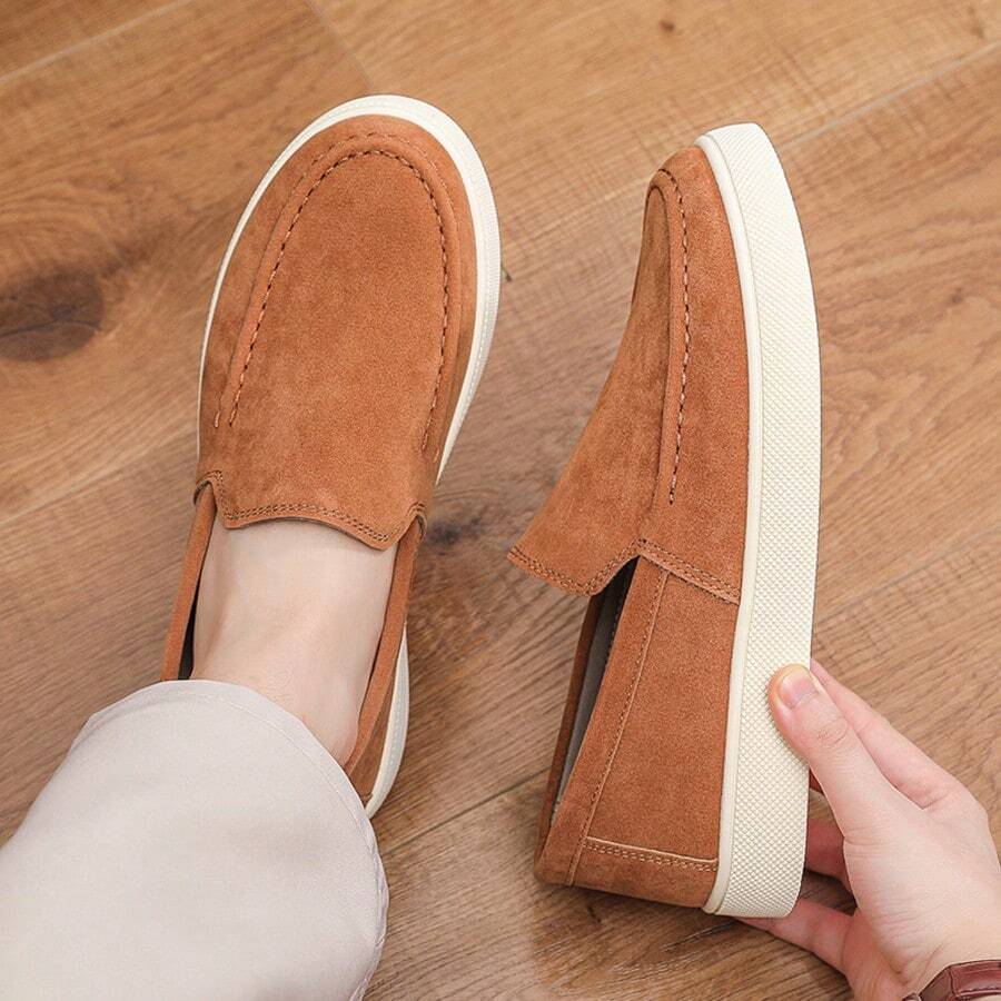 Chaussures homme à enfiler style mocassin
