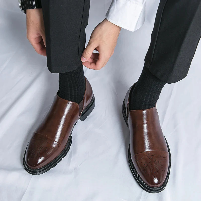 Chaussures homme perforées