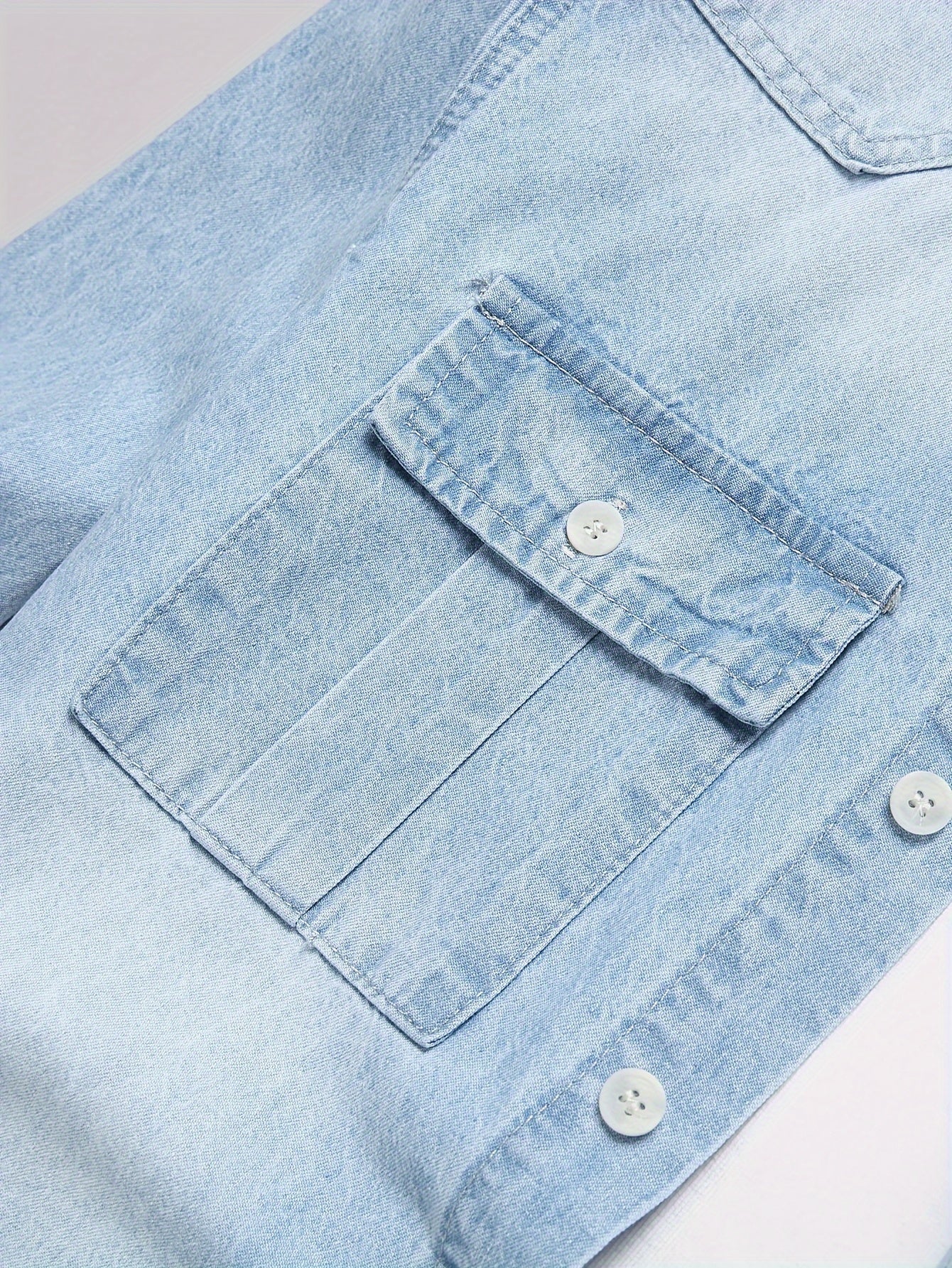 Chemise homme boutonnée à poches
