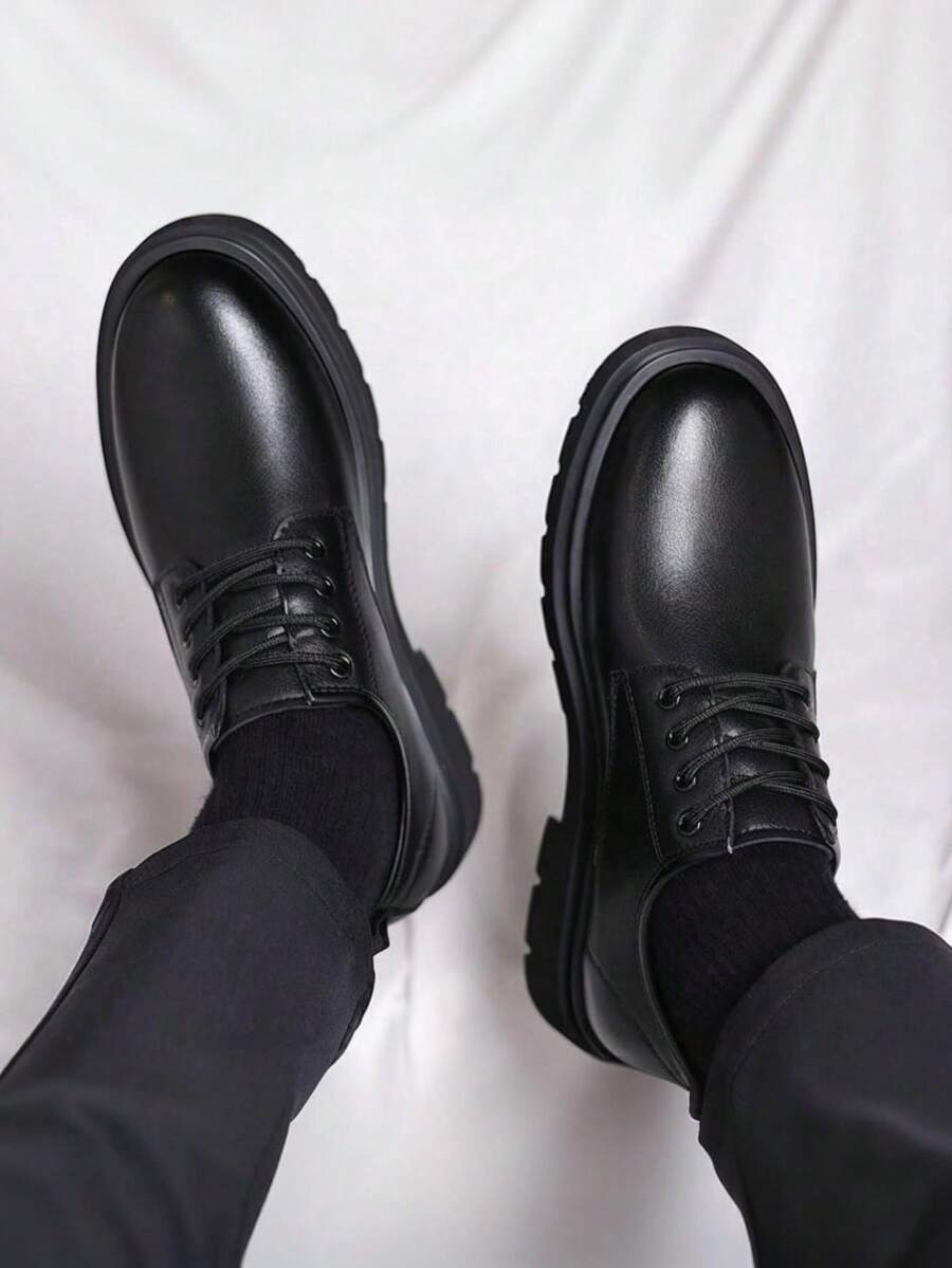 Derbies homme à œillets