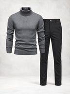 Ensemble homme pull maille col roulé et pantalon slim
