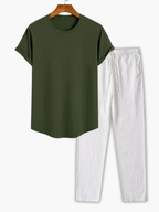 Ensemble T-shirt à col rond et pantalon