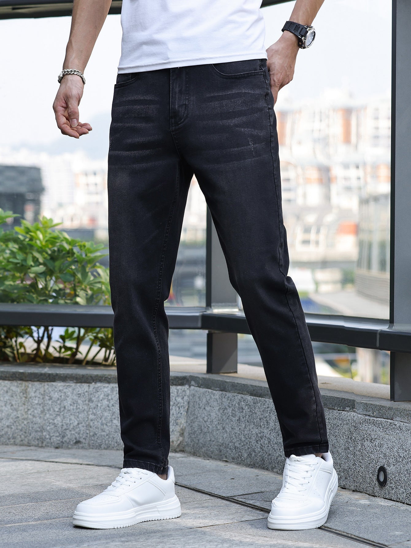 Jean droit classique pour homme