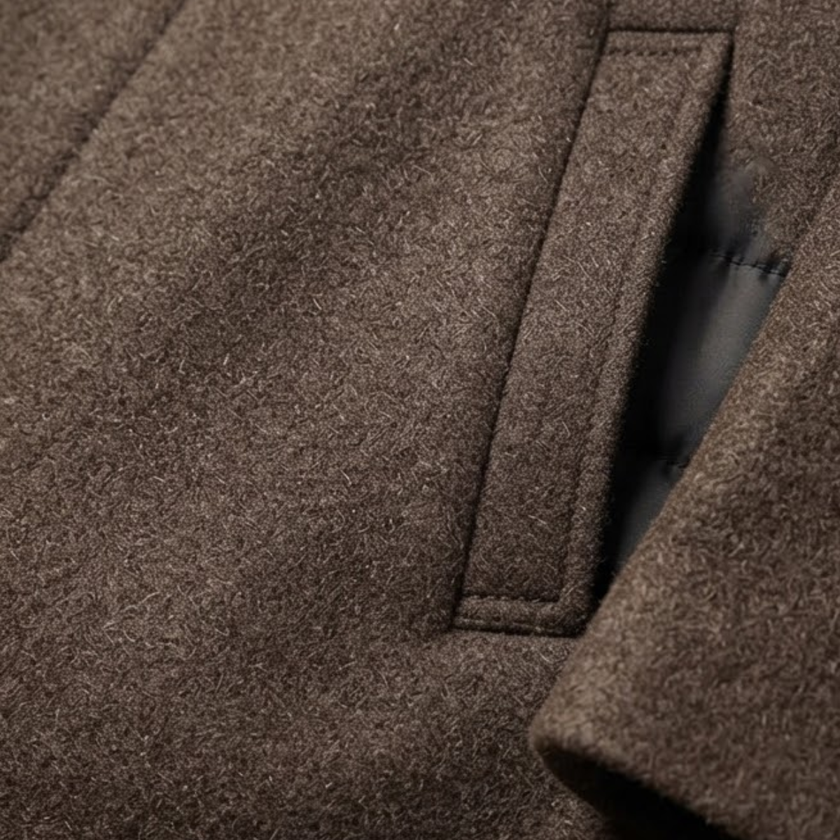 Manteau homme col montant boutonné