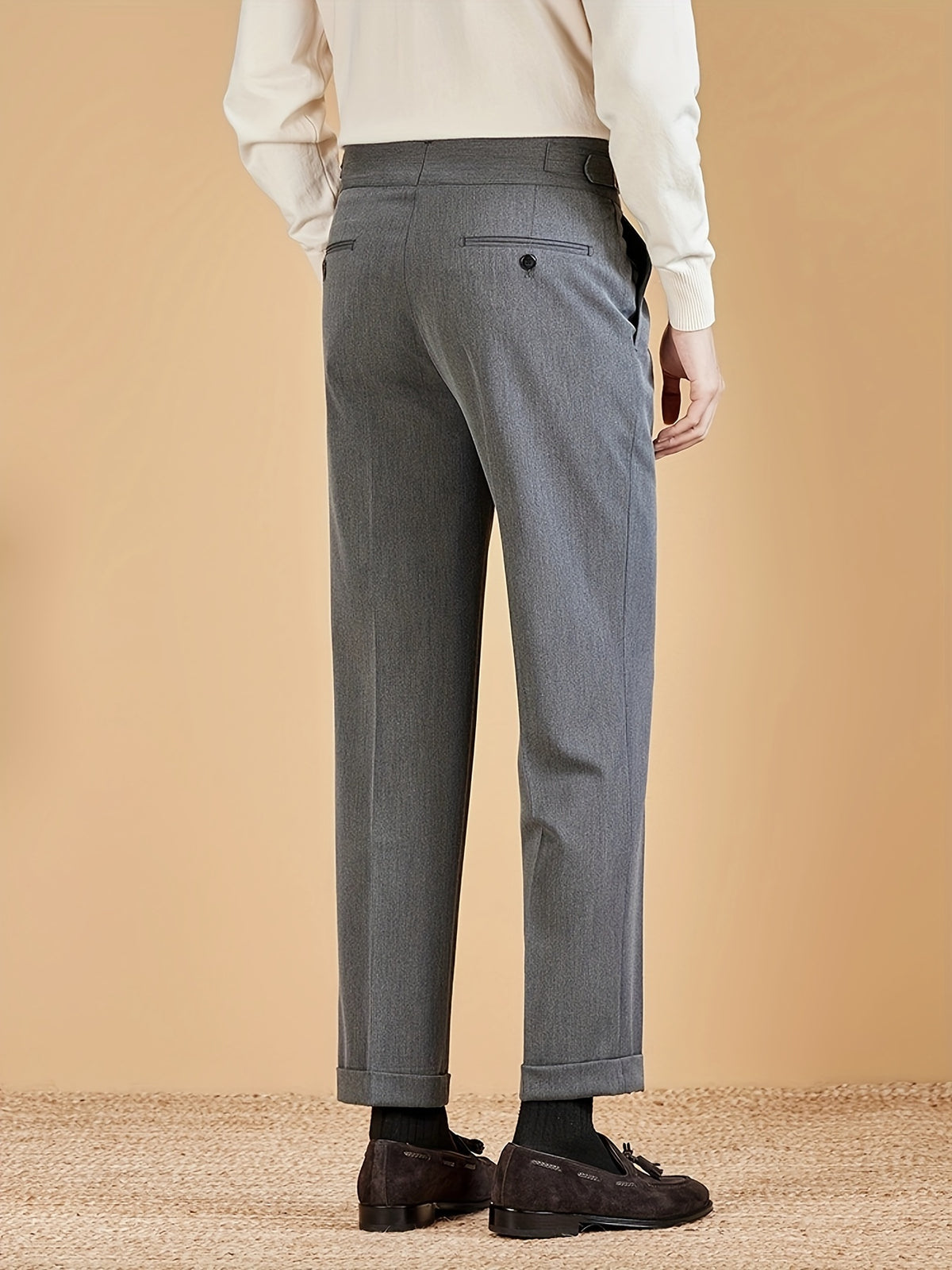 Pantalon droit à plis pour homme
