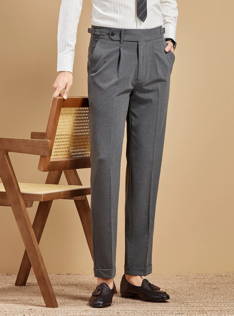 Pantalon homme à pinces et taille ajustable