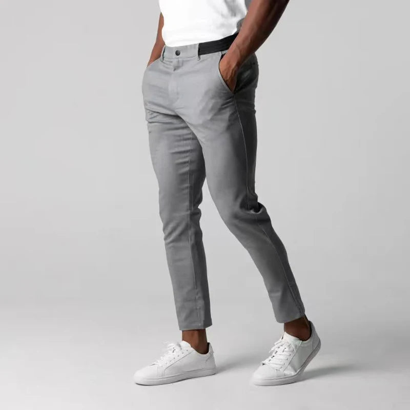 Pantalon homme coupe ajustée