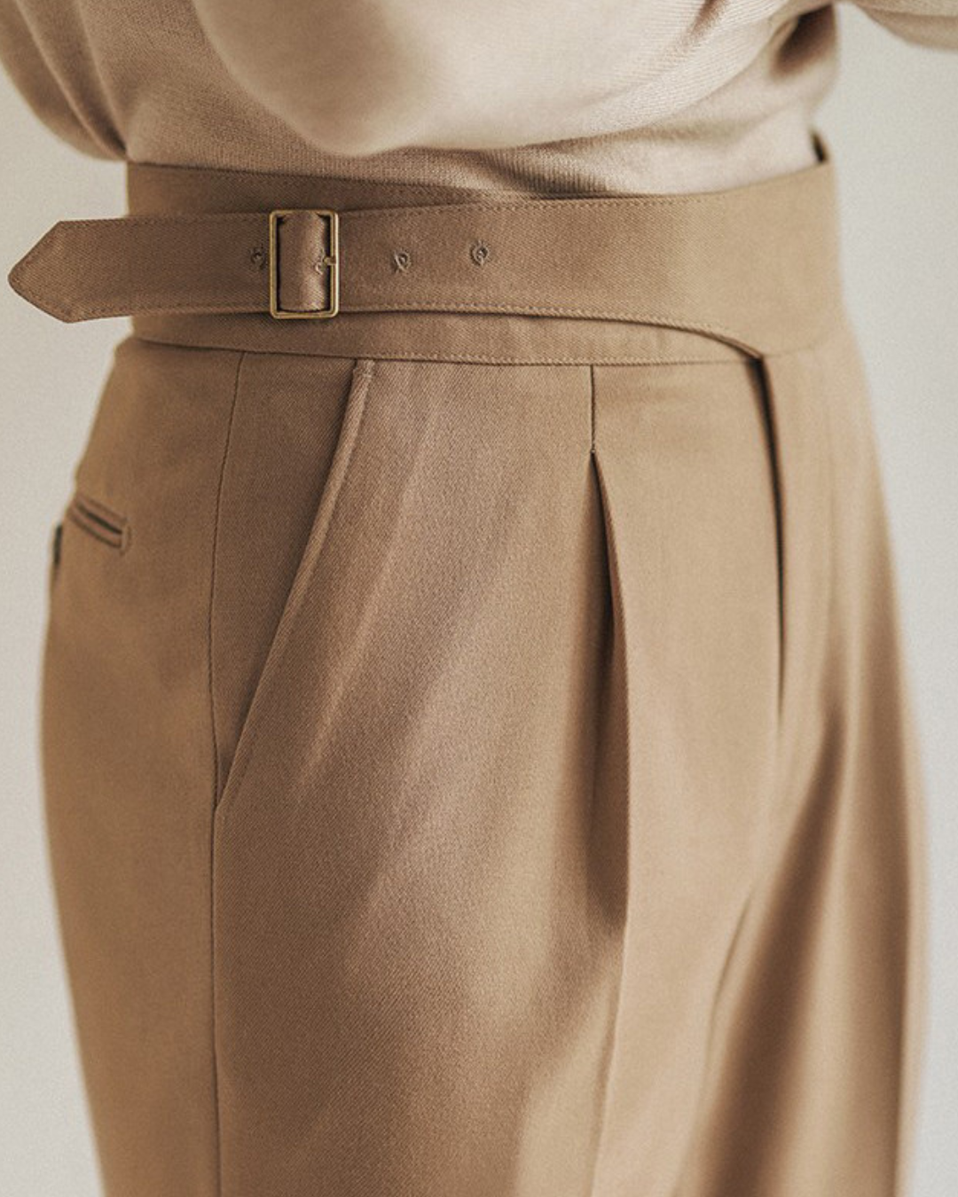 Pantalon homme droit à pinces taille ajustable