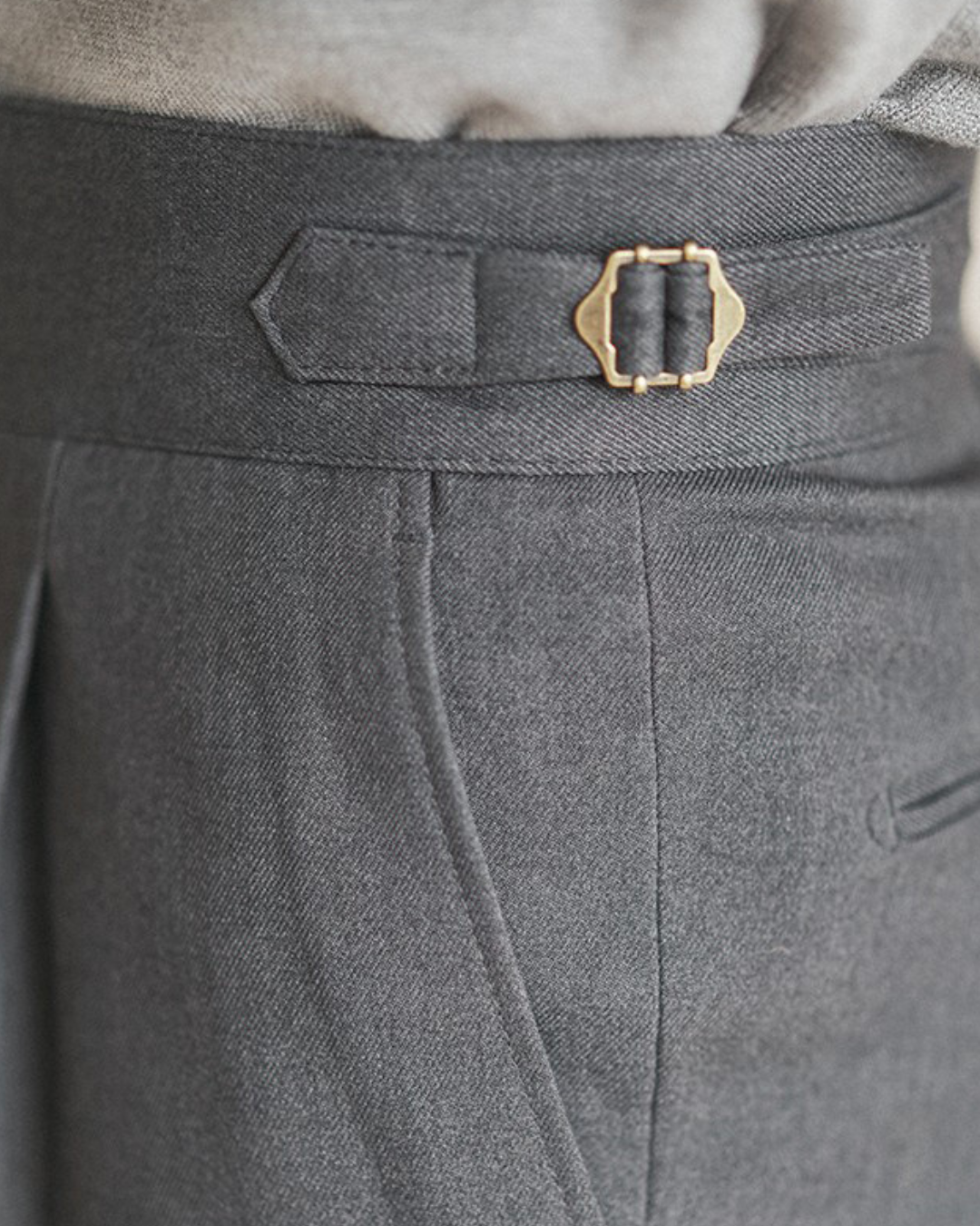 Pantalon homme droit à pinces taille ajustable