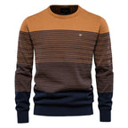 Pull homme à fines rayures