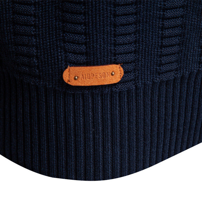 Pull homme col montant texturé