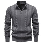 Pull homme zippé à maille torsadée