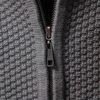 Pull homme zippé à maille torsadée