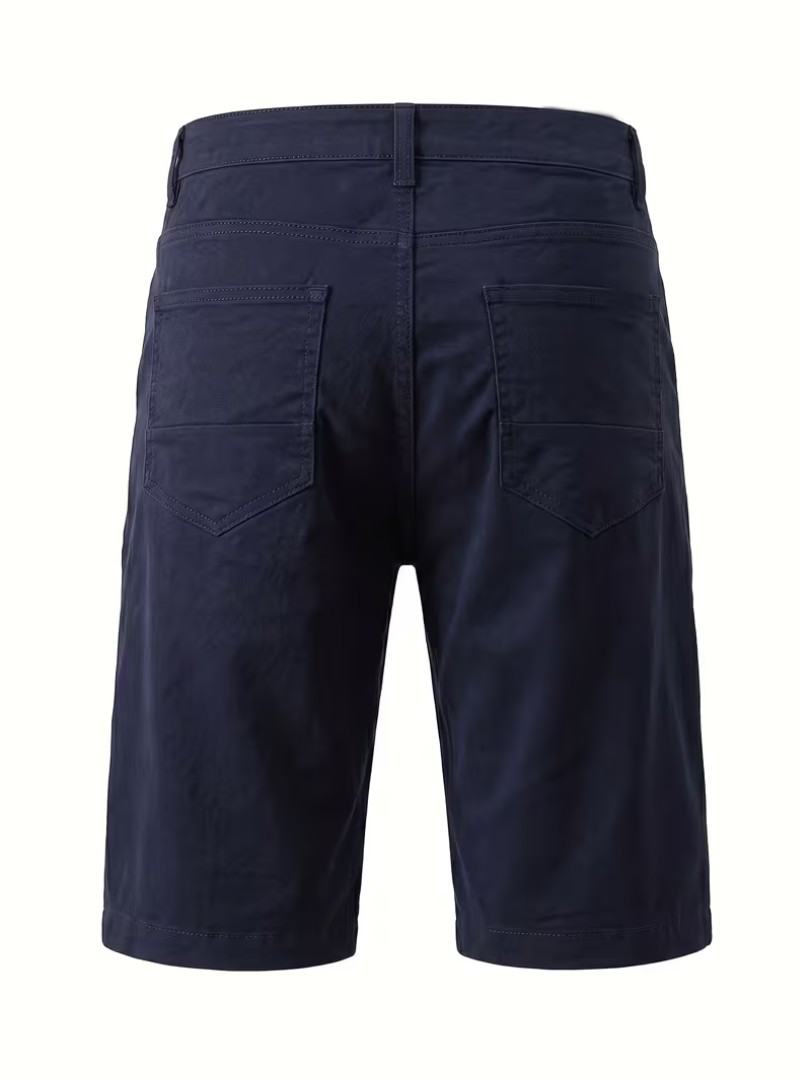 Short homme coupe classique